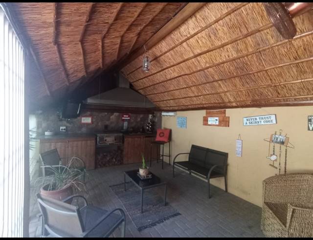 3 BEDROOM TOWNHOUSE FOR SALE IN THREE RIVERS PROPER